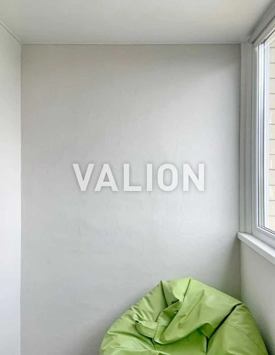 Two-room apartment for sale in Lakes residential complex, Yasynuvatskyi lane,