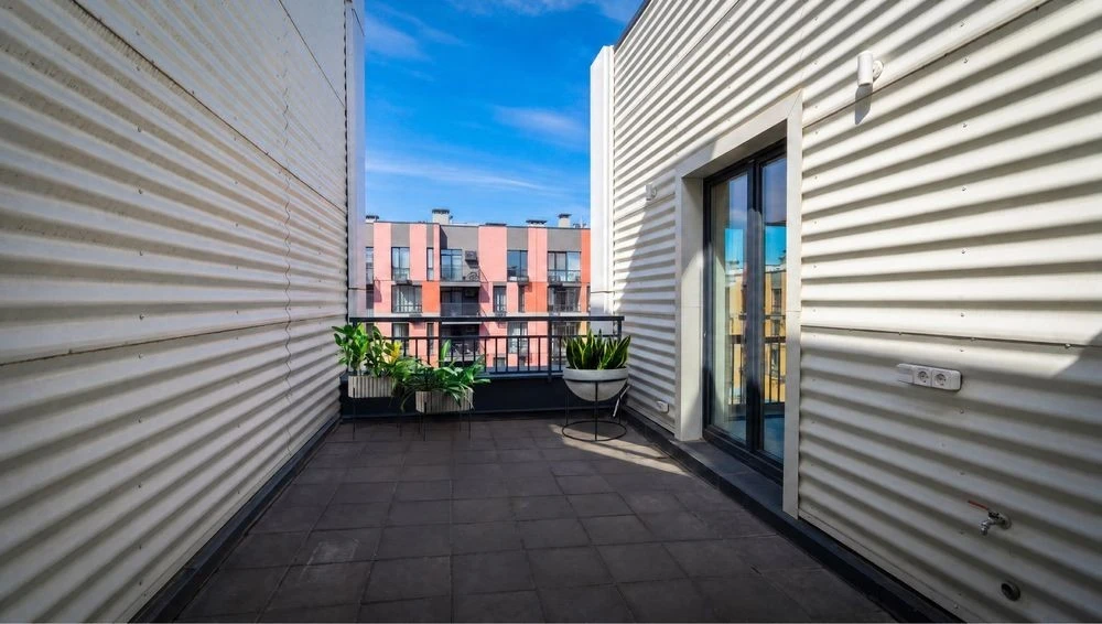 WITHOUT % sale of an apartment in the residential complex "Respublika" with a terrace
