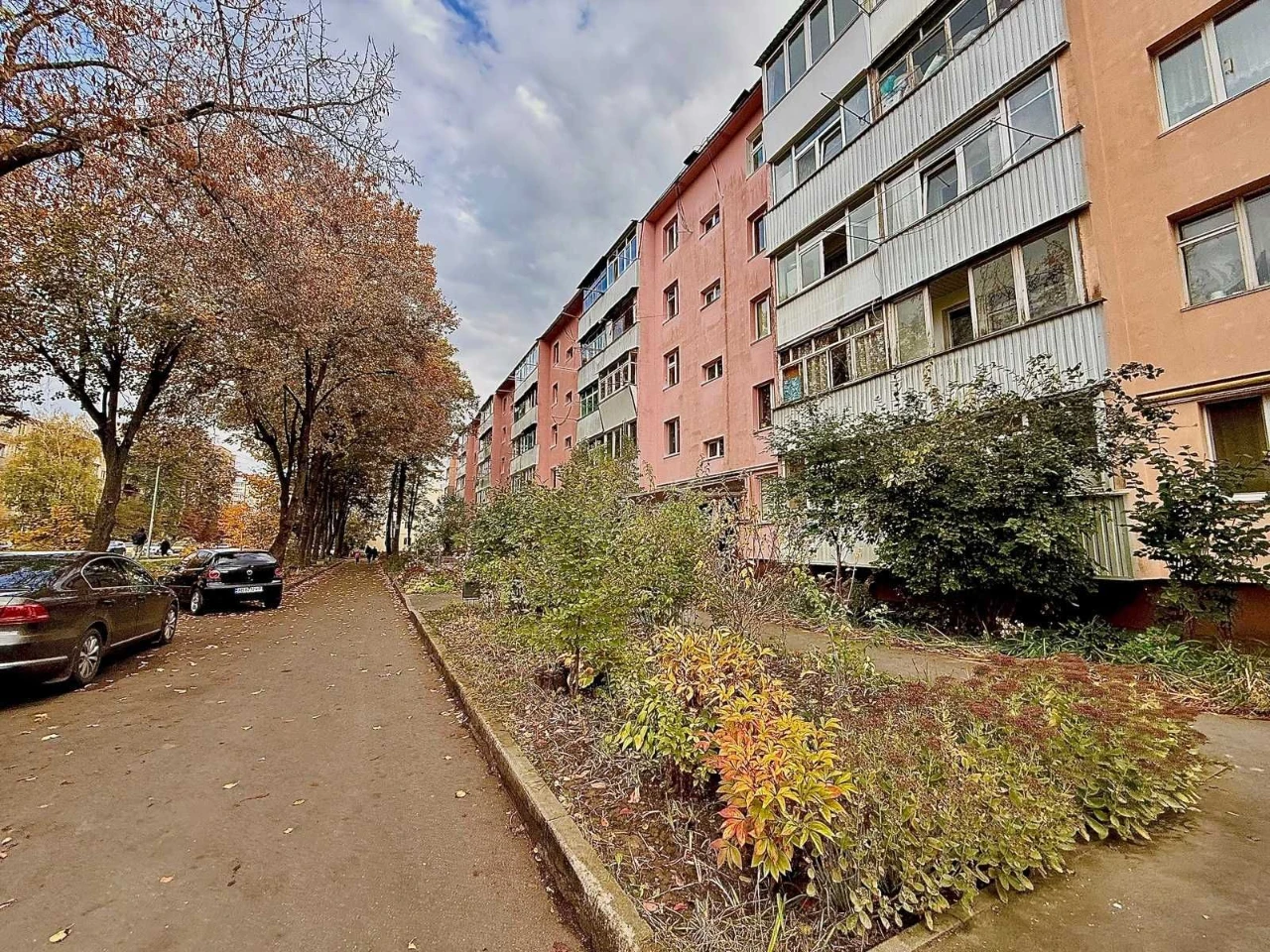 Продається 4к квартира на Вишеньці