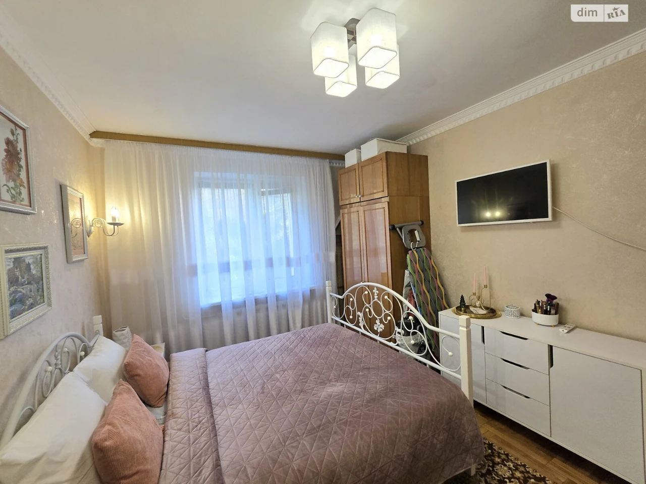 Продаж Квартира Свердловський масив