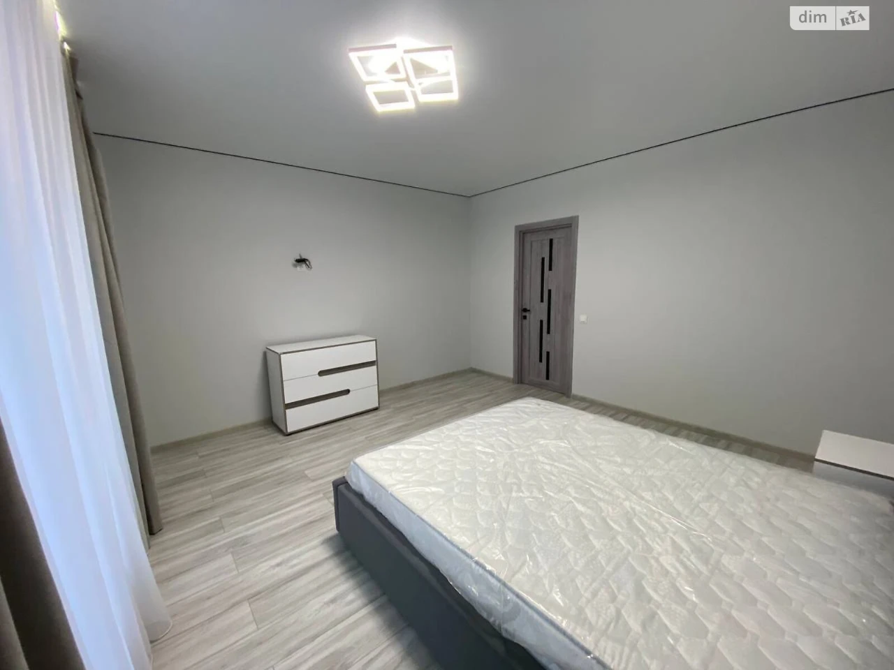 Продаж Квартира Пасічна