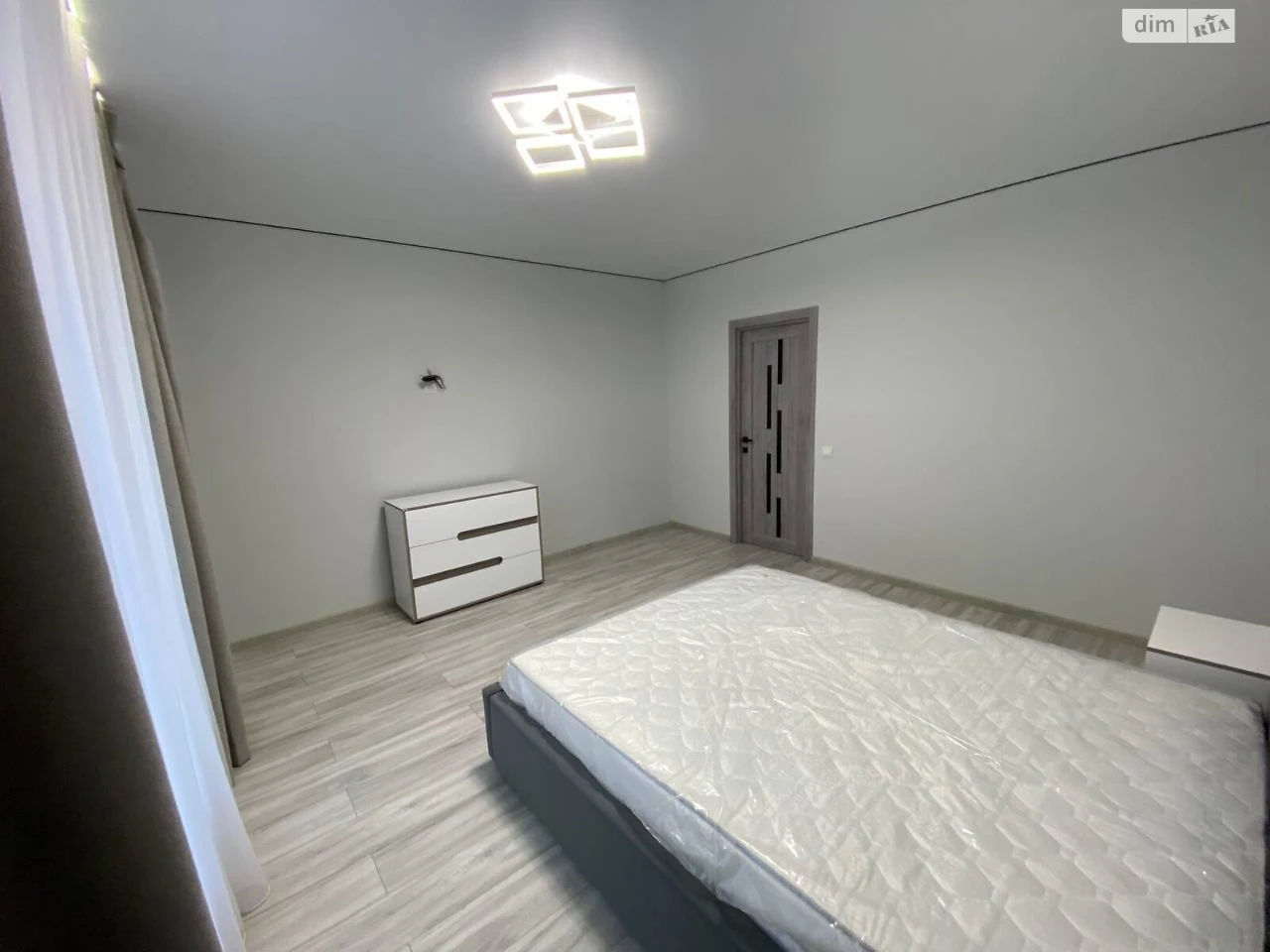 Продаж Квартира Пасічна