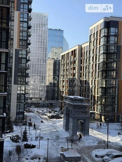 Sale of 4-room apartment 123 sq. m on 3A John McCain Street • ID