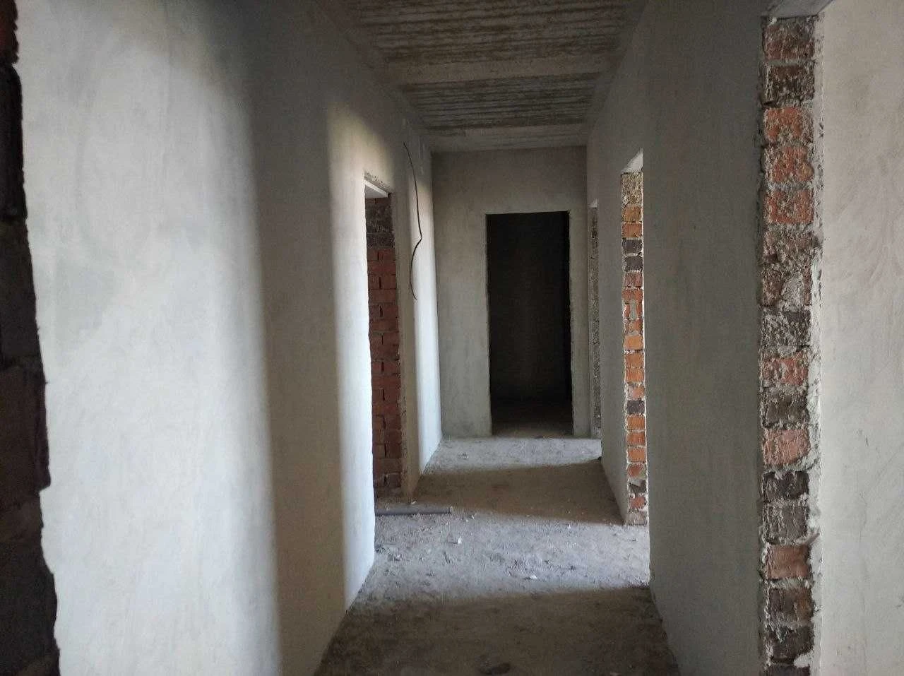ДЕШЕВО продаю 2к квартиру в тихому районі Івано-Франківська