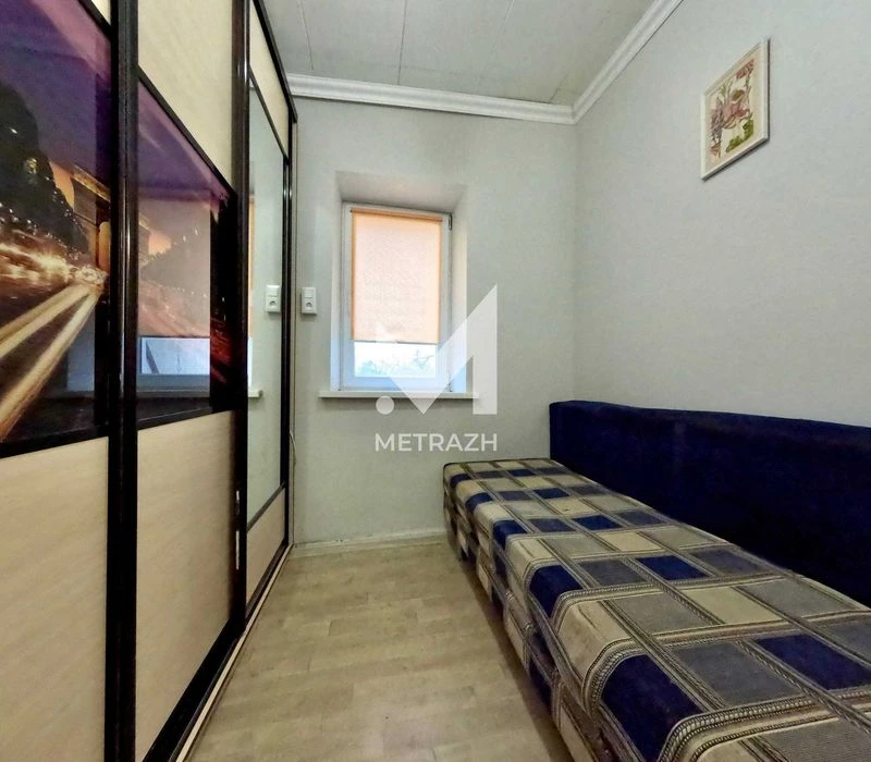 89787 2-room apartment for sale in the circus area!