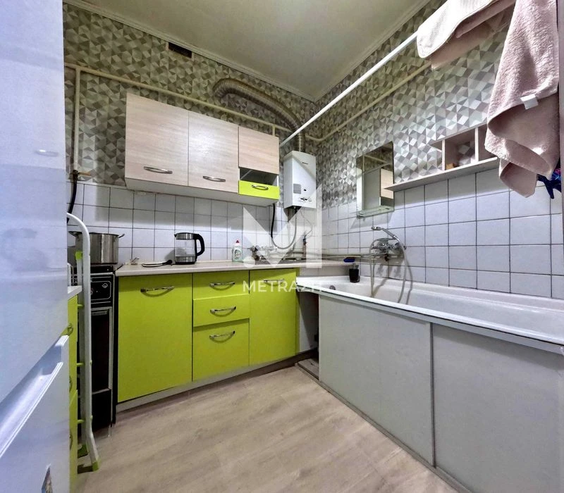 89787 2-room apartment for sale in the circus area!