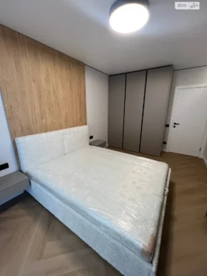 Продаж Квартира Набережна