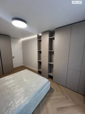 Продаж Квартира Набережна