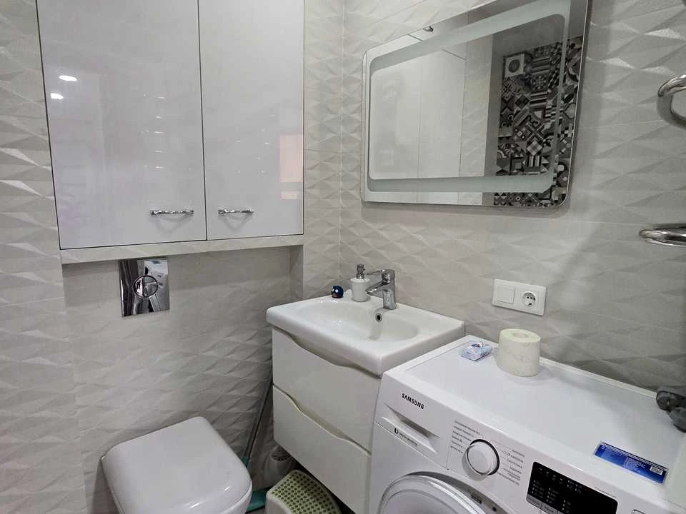 Apartment. Kharkiv, Vladyslav Zubenko St. (Tymurivtsiv)