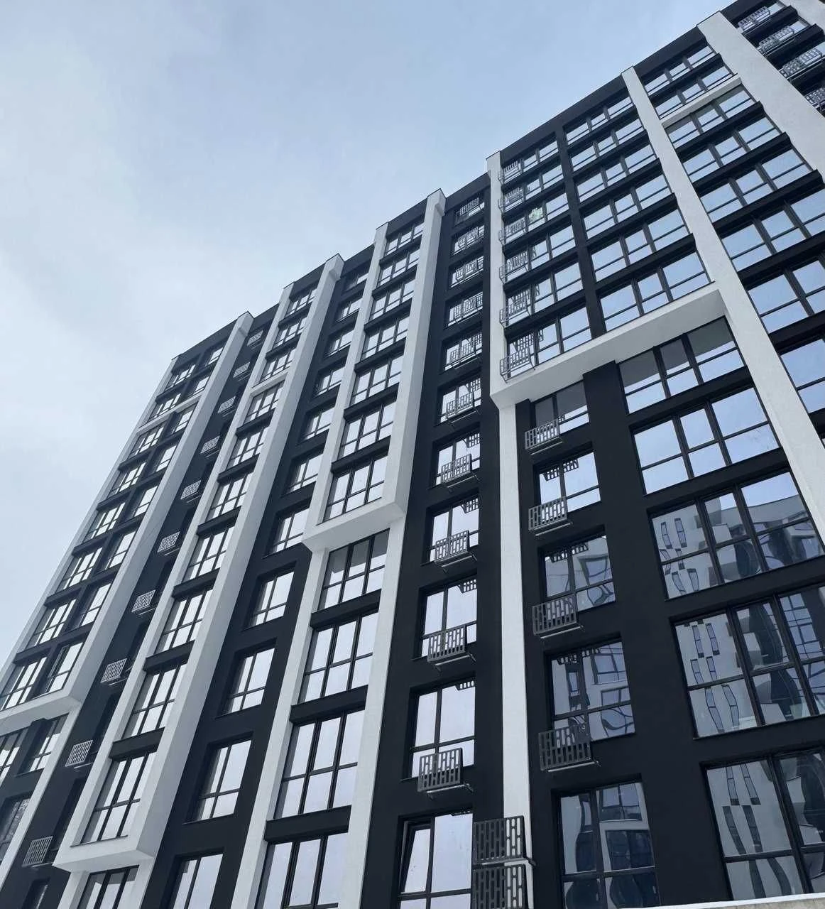 Продаю видову квартири в ЖК Manhattan UP