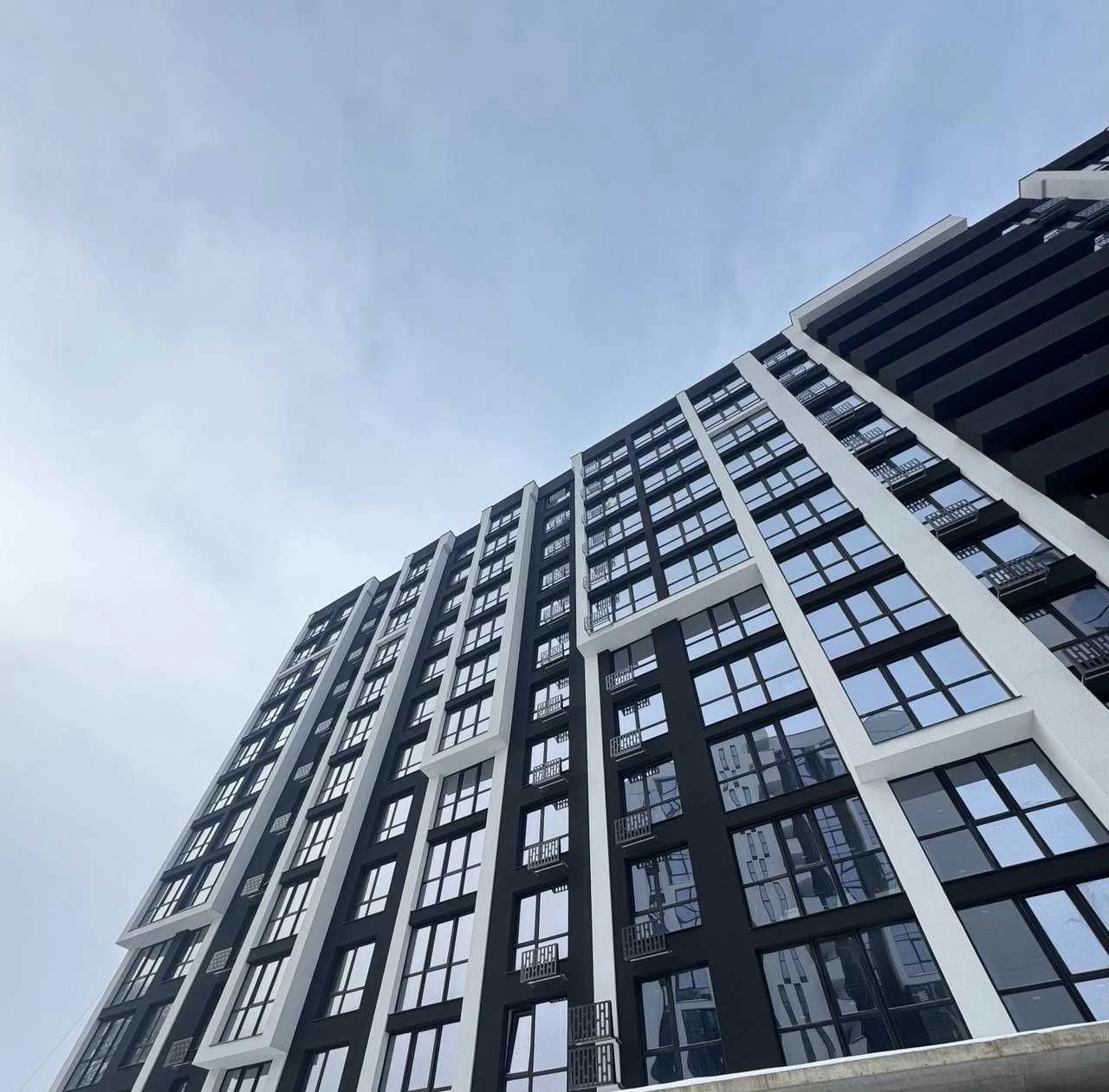 Продаю видову квартири в ЖК Manhattan UP
