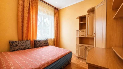 Продаж 2 поверхової квартири в приватному секторі. Центр. Ра