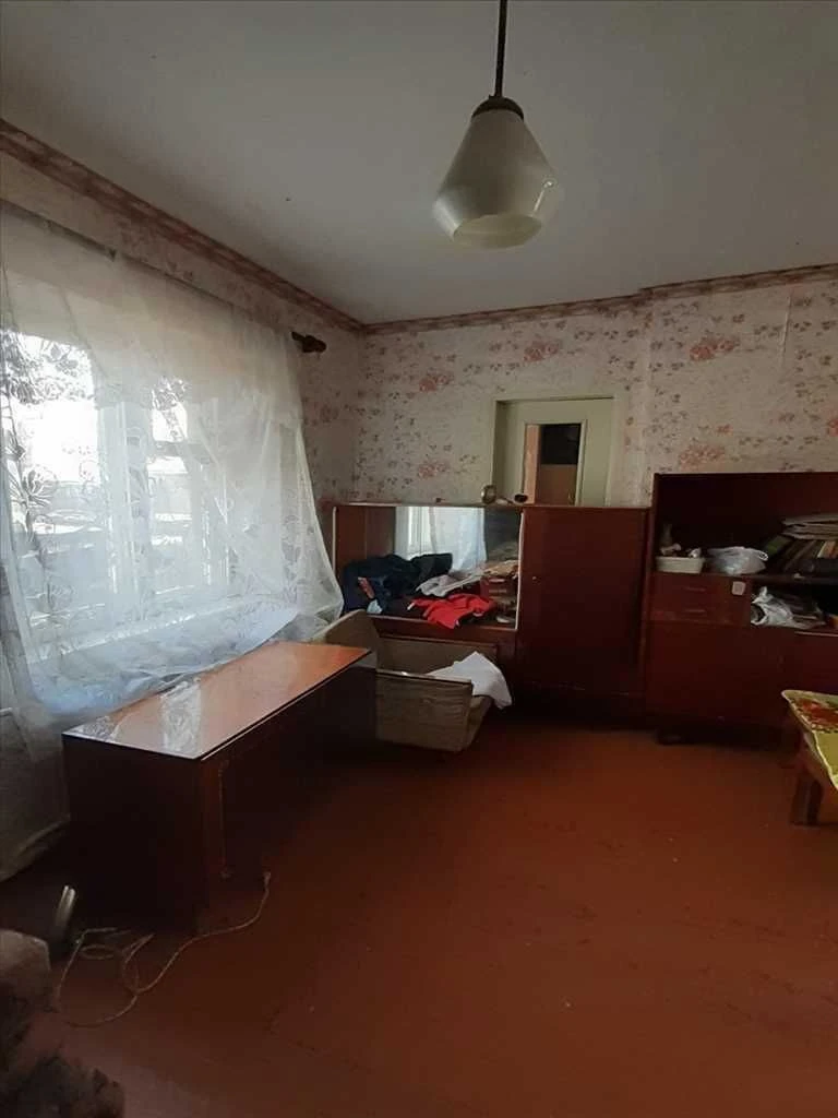 Бюджетний будинок з ділянкою.