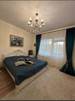 Продаж просторої 2к квартири з ремонтом , 78 кв.м.