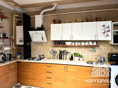 Будинок. Ужгород, Золота вул.