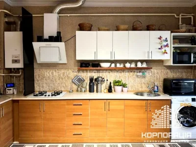 Будинок. Ужгород, Золота вул.