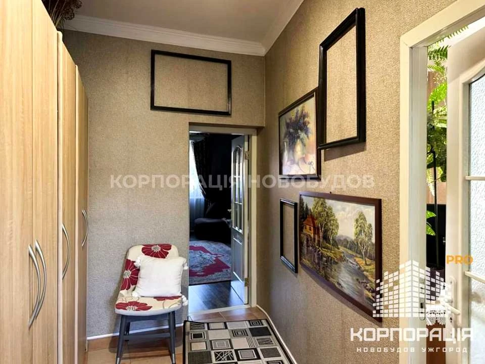 Будинок. Ужгород, Золота вул.