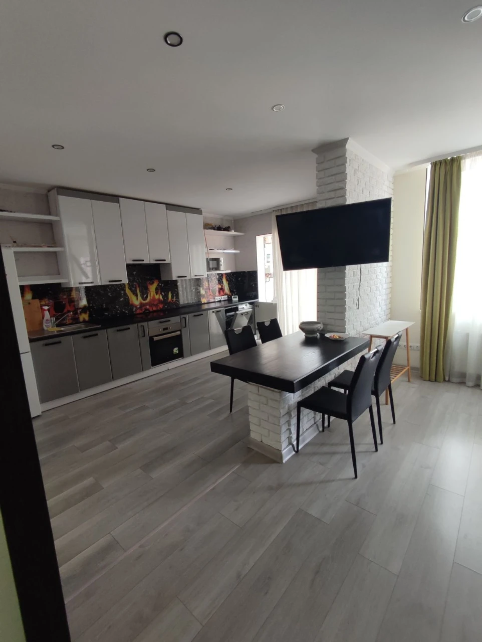 Продаж 1к квартири в Центрі міста