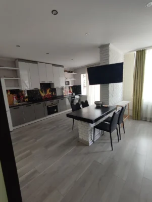 Продаж 1к квартири в Центрі міста