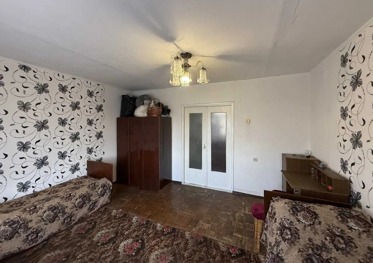 47489 Продаж 2к квартири в центрі , цегла , Камянецька