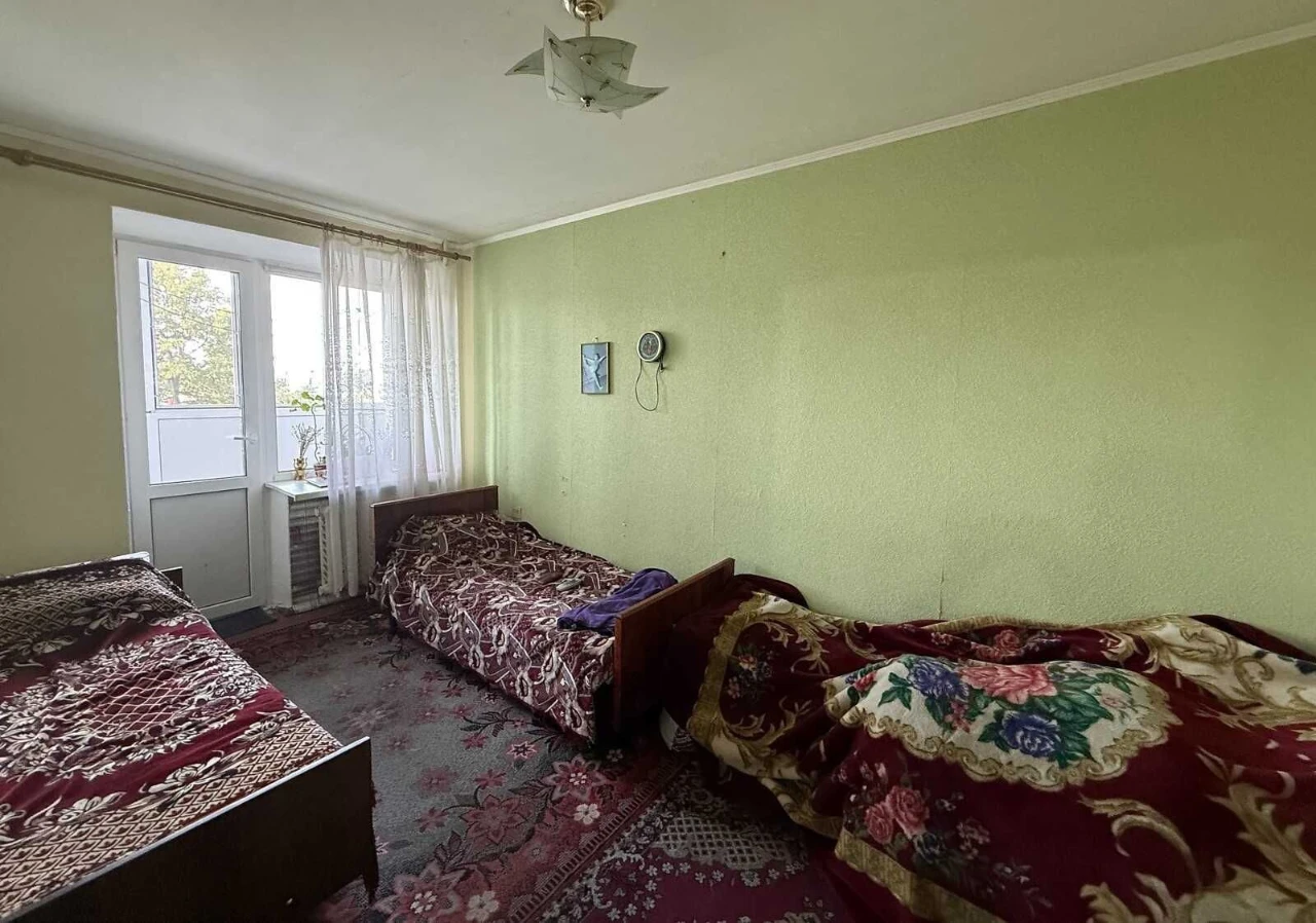 47489 Продаж 2к квартири в центрі , цегла , Камянецька