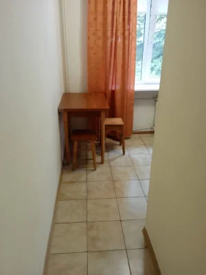 Продаж 1к квартири, ЦЕНТР, біля Плази, 2/5, цегла, внутрішня