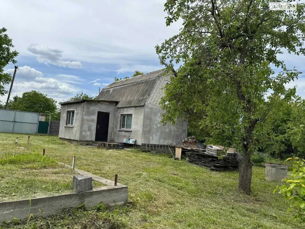 Продаж Дім