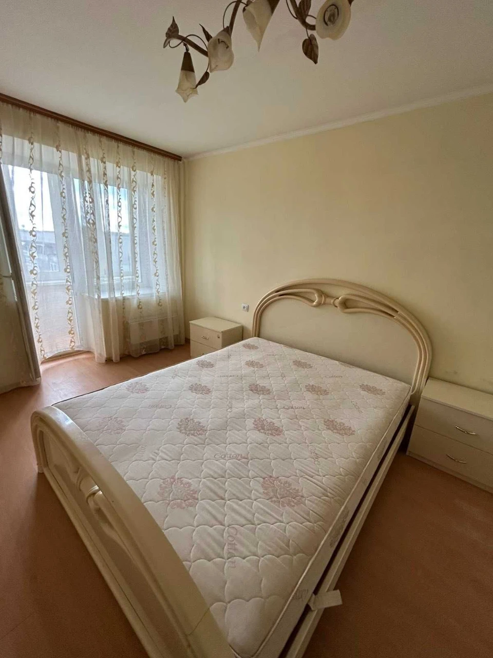 Продам 3-х кімнатну квартиру, проспект Миру