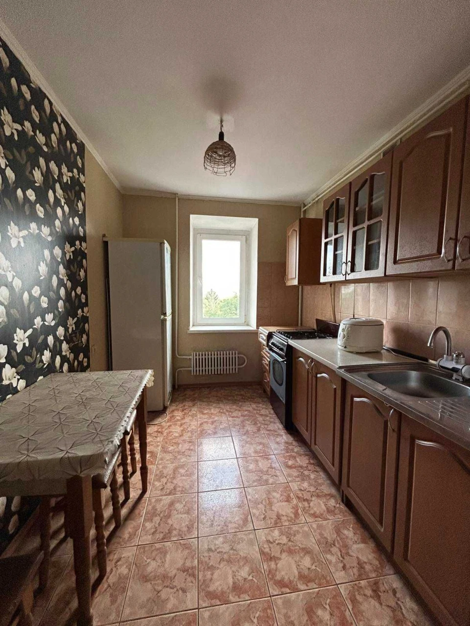 Продам 3-х кімнатну квартиру, проспект Миру