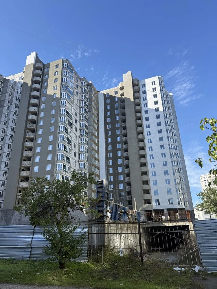 2 кім квартира Митниця