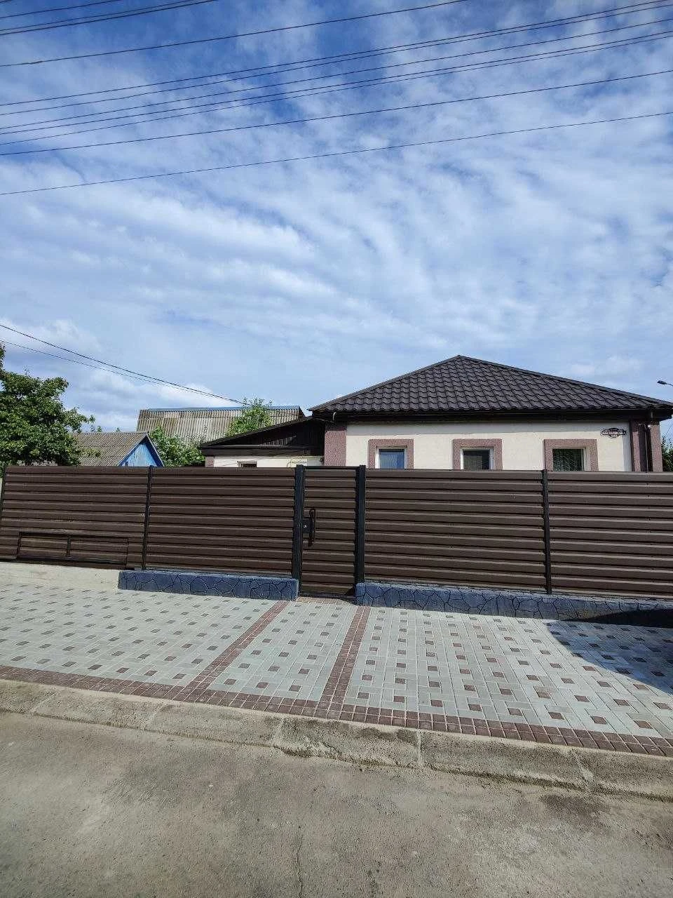 Продаж будинку в м. Черкаси — район СК «Манеж»