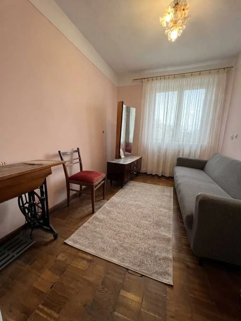 Продаж 2-х.кімнатна квартира