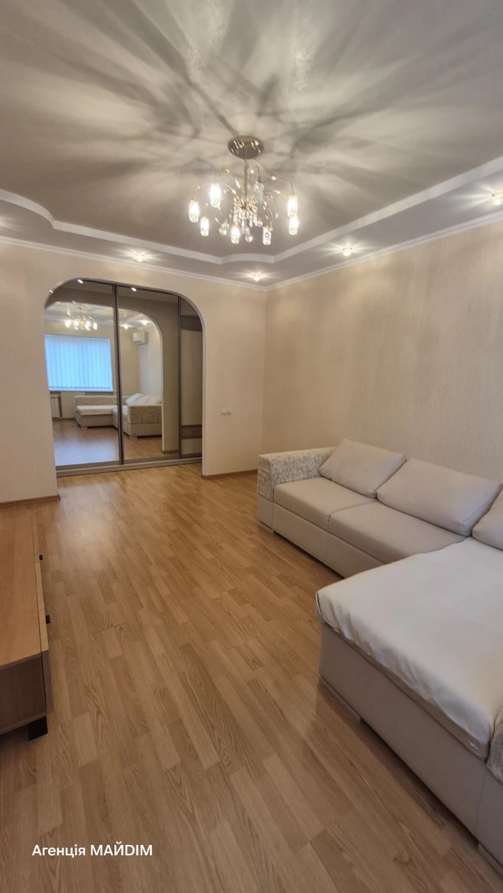 Продаж 3-кімнатної по вул.ЗСУ з автономним опаленням