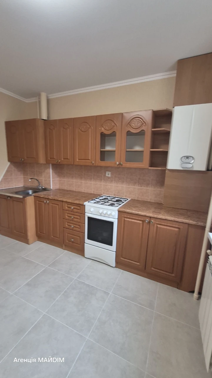 Продаж 3-кімнатної по вул.ЗСУ з автономним опаленням