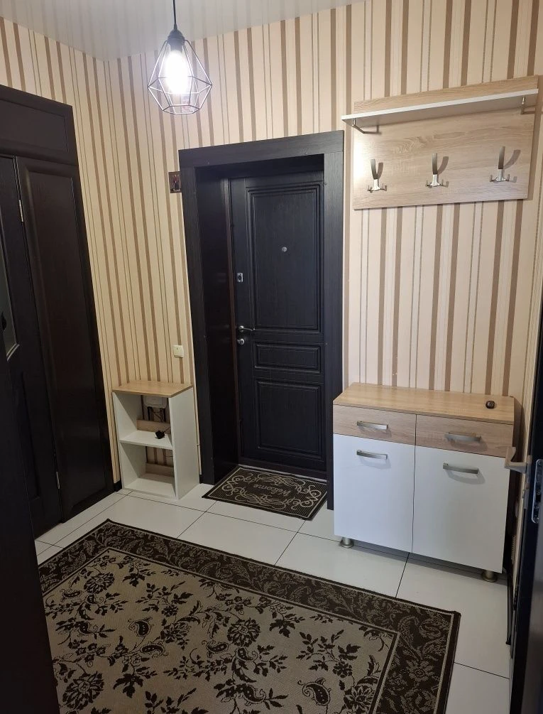 Продам 1 кімнатну квартиру пр-т Перемоги 119а
