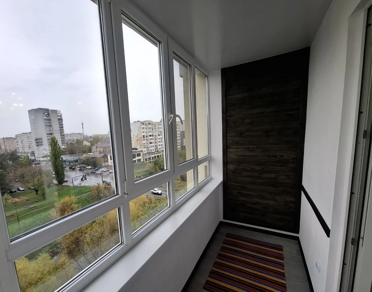 Продам 1 кімнатну квартиру пр-т Перемоги 119а