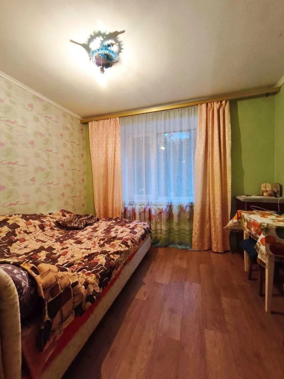 3-кімнатна квартира 75 м² з якісним ремонтом та двома балкон