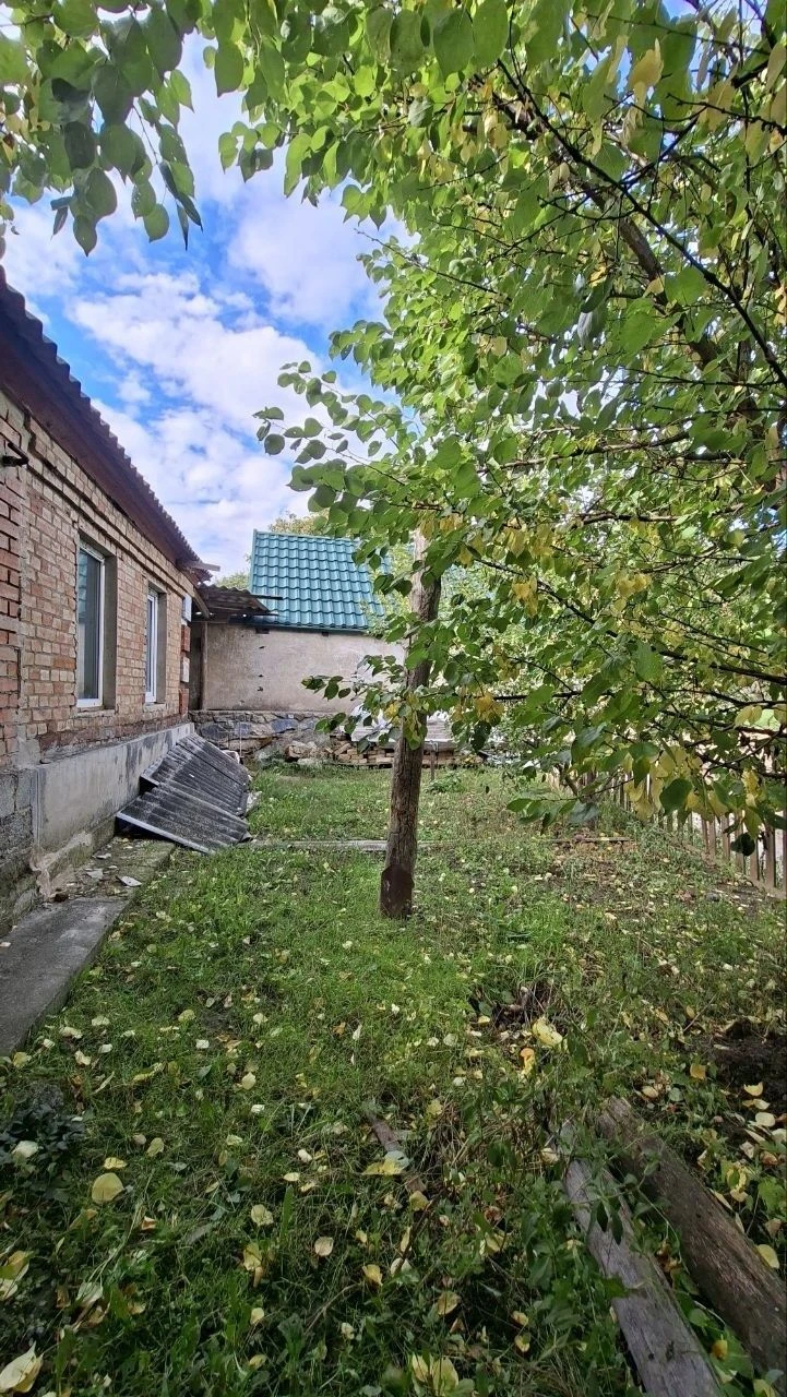 Продається 1/2 частина будинку