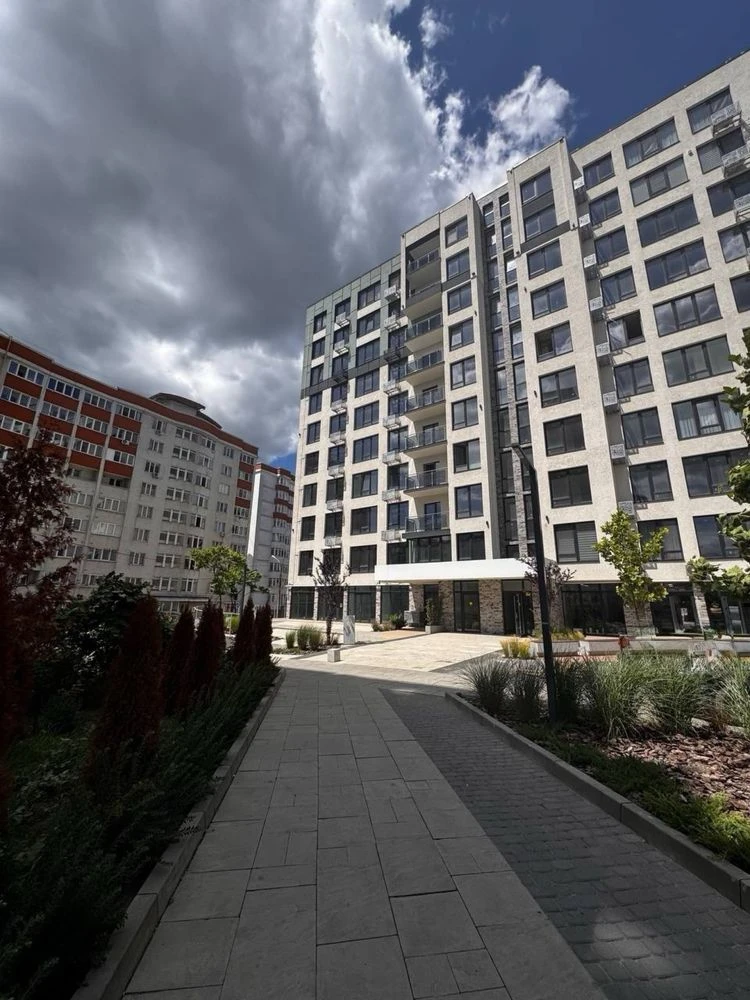 2 кімнатна квартира вул Руська Кромаксбуд, 9 поверх, 78000$,