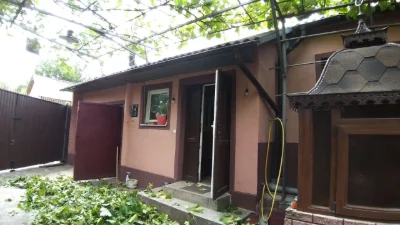 Будинок Роша , район фільмобази, можна під держпрограми