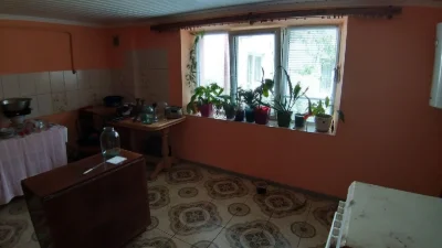 Будинок Роша , район фільмобази, можна під держпрограми