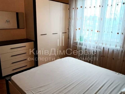 Квартира. Київ, Героїв Дніпра вул.