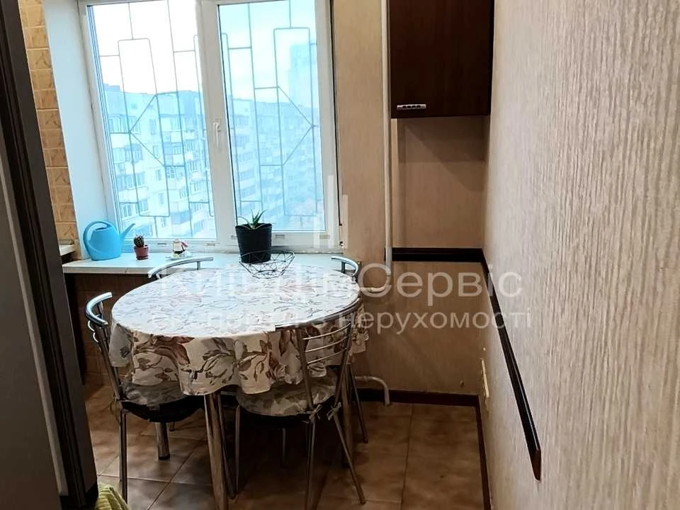 Квартира. Київ, Героїв Дніпра вул.