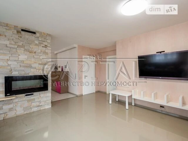 Sale of 3-room apartment 110 sq. m. on Volodymyr Ivasyuk Ave. 53