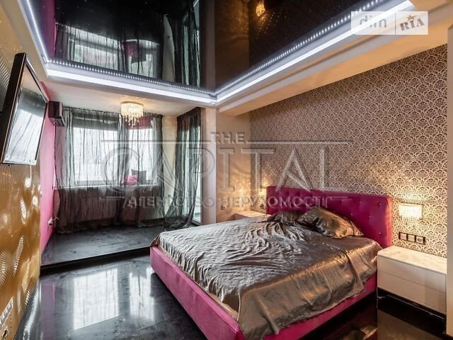 Sale of 3-room apartment 110 sq. m. on Volodymyr Ivasyuk Ave. 53