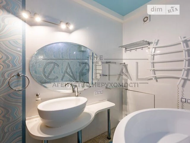Sale of 3-room apartment 110 sq. m. on Volodymyr Ivasyuk Ave. 53