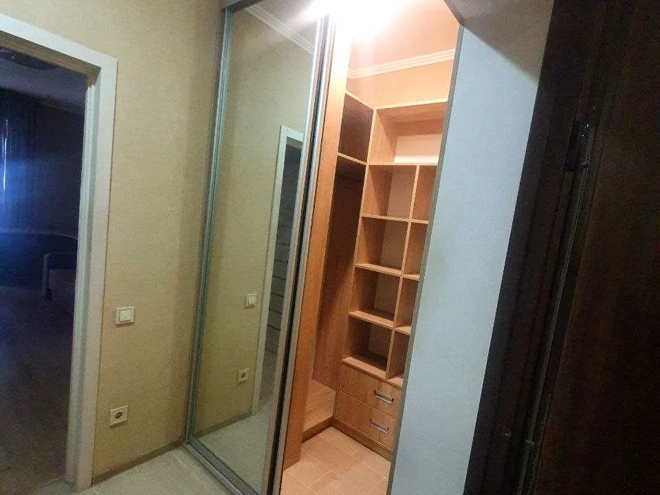 Квартира. Київ, Михайла Донця вул.