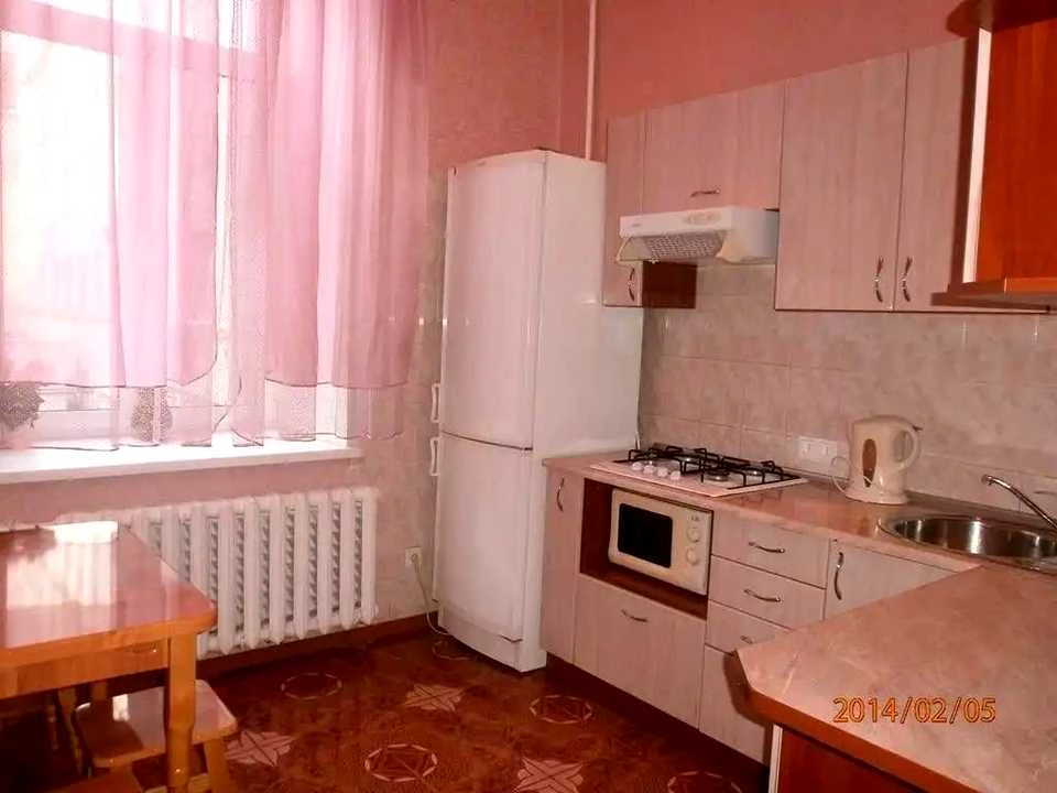 Квартира. Київ, Басейна вул.