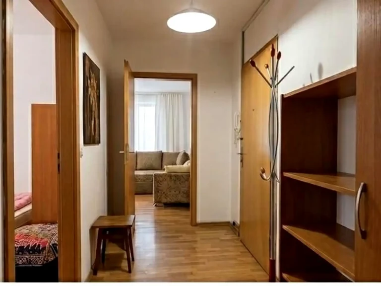 Оренда квартири 2-кімн. 52 м² 10/16 пов.