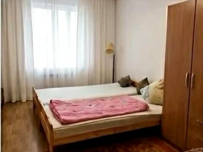 Оренда квартири 2-кімн. 52 м² 10/16 пов.